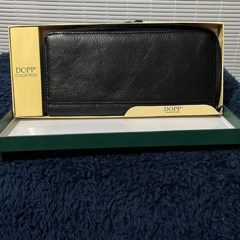 Dopp Zip Wallet Executive Passport Case Genuine Leather Travel NEW
